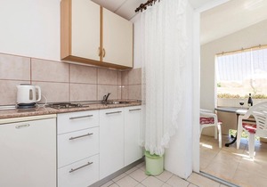 1 bedroom nice apartment in Dinjiska