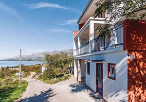 100 m² Apartment ∙ 3 bedrooms ∙ 7 guests
