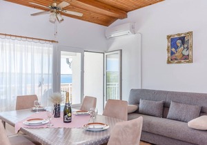 100 m² Apartment ∙ 3 bedrooms ∙ 6 guests