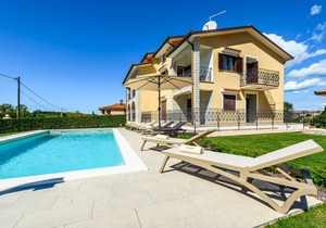 100 m² Apartment ∙ 3 bedrooms ∙ 6 guests
