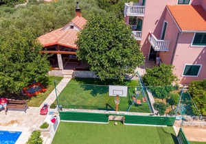120 m² Apartment ∙ 3 bedrooms ∙ 6 guests