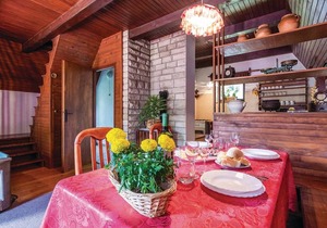 2 bedroom accommodation in Cavle