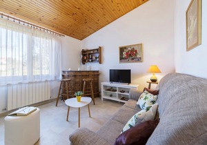 2 bedroom accommodation in Galizana
