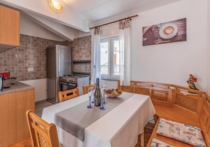 2 bedroom accommodation in Galizana