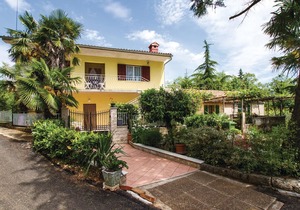 2 bedroom accommodation in Labin
