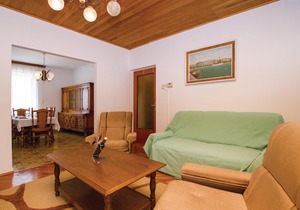 2 bedroom accommodation in Labin