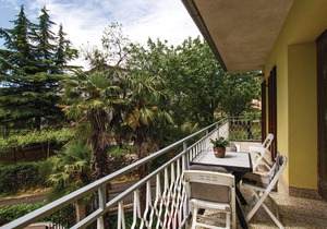 2 bedroom accommodation in Labin