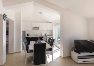 2 bedroom accommodation in Duba