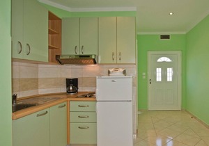 2 bedroom awesome home in Privlaka