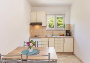 2 bedroom beautiful apartment in Krvavica