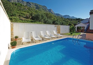 2 bedroom beautiful apartment in Podaca
