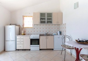 2 bedroom lovely apartment in Komarna