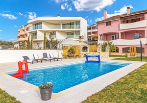 2 bedroom stunning apartment in Pula