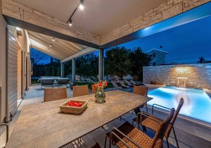 200 m² Villa ∙ 4 bedrooms ∙ 8 guests