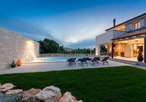 200 m² Villa ∙ 4 bedrooms ∙ 8 guests