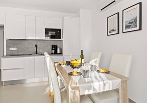 2bedroom apartment - ground floor