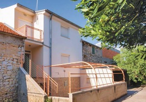 3 bedroom accommodation in Jadrtovac