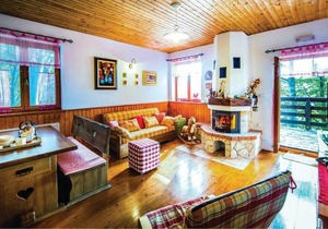 3 bedroom accommodation in Cavle