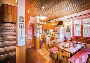 3 bedroom accommodation in Cavle