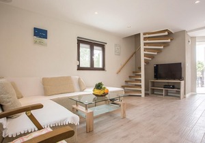 3 bedroom accommodation in Galizana