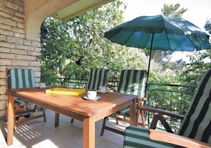 3 bedroom accommodation in Zaboric