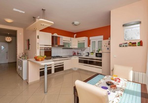 3 bedroom amazing apartment in Igrane