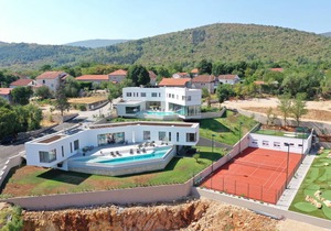311 m² Villa ∙ 5 bedrooms ∙ 12 guests