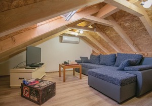 4 bedroom accommodation in Zmijavci