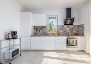 4 bedroom pet friendly home in Sikici