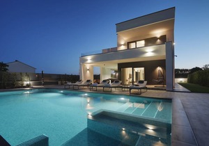 410 m² Villa ∙ 4 bedrooms ∙ 10 guests in Pula
