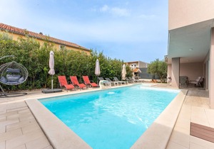 5 bedroom amazing home in Kakma