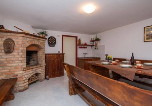 5 bedroom stunning home in Nedescina