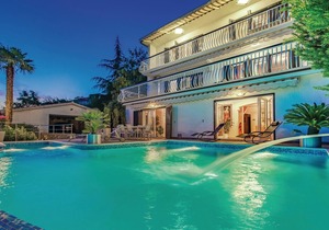 6 bedroom accommodation in Rijeka