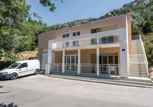 76 m² House ∙ 3 bedrooms ∙ 8 guests
