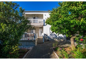 80 m² Apartment ∙ 2 bedrooms ∙ 5 guests