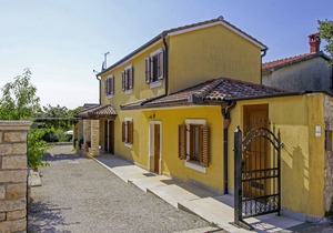 82 m² House ∙ 2 bedrooms ∙ 4 guests
