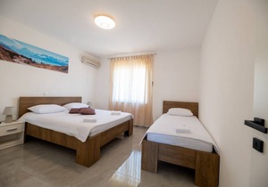 90 m² Apartment ∙ 2 bedrooms ∙ 8 guests