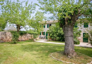 Abortolami with Pool and Garden