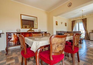 Amazing Apartment In Raslina With Wifi