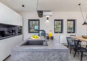 Amazing home in Marcana