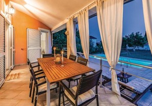 Amazing Home In Marcana With Wifi