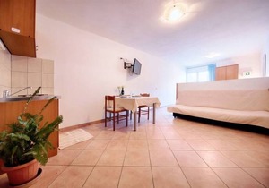 Apartments Daniela (53951-A3) - Pasadur - island Lastovo