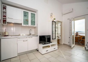 Apartment Andrea in Brodarica/Žaborić - 4 persons, 2 bedrooms