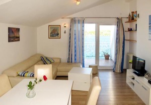 Apartment Andriana-2 by Interhome