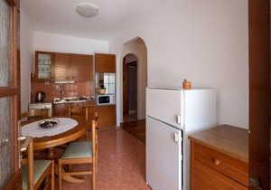 Apartment Ante - comfortable & free parking: A2(2+1) - Mandre, Island Pag, Croatia