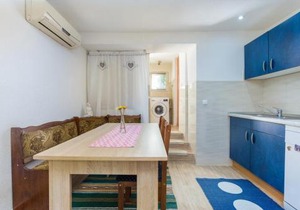 Apartment Arena