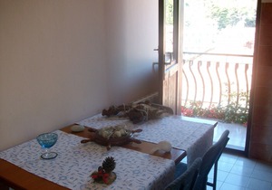 Apartment Bob - 10m from the sea A2-Lorena 7(5) - Stomorska, Island Solta, Croatia