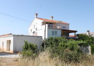 Apartment Bozava 8100a