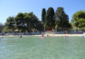 Apartment Davor - with parking; A6(2+2) - Zdrelac, Island Pasman, Croatia