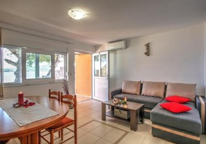 Apartment Ena 4